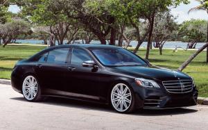 Mercedes-Benz S550 4Matic on Vossen Wheels (CV10) '2019